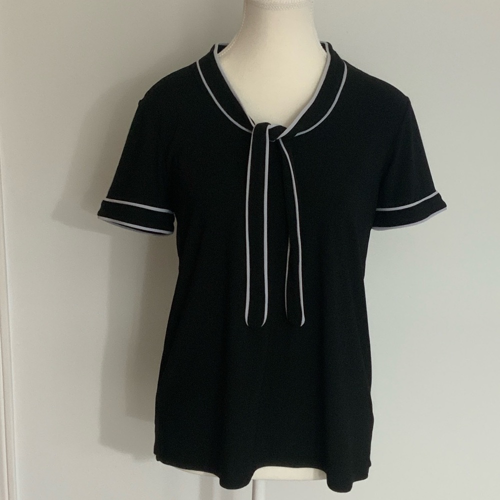 Verve Ami Small Ladies Black Blouse with White Accents and Tie Detail
